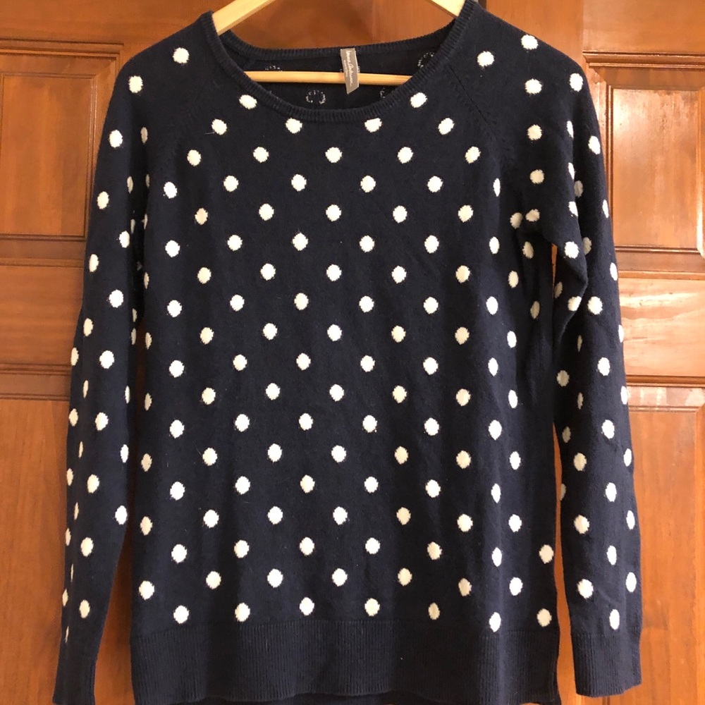 Hannah Andersson women’s sweater